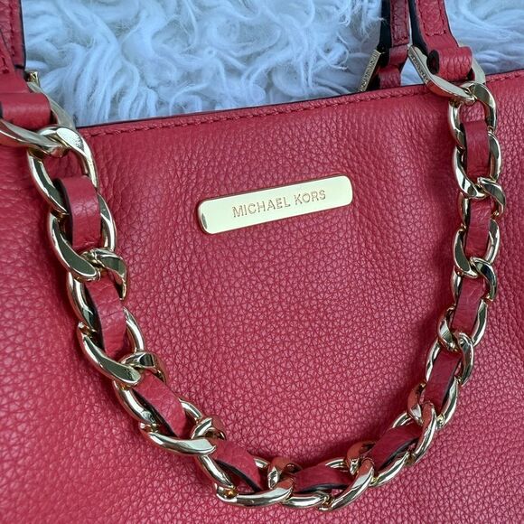 Michael Kors Raspberry Pebbled Leather Tote – Like New w/ Gold Chain Detail - Picture 14 of 17